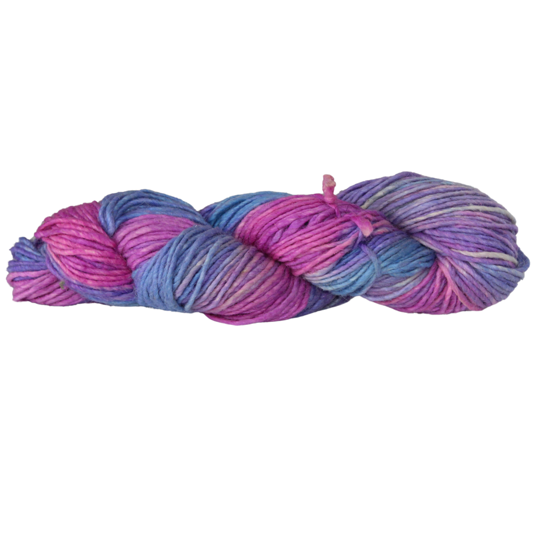 Fil simple en mélange laine-soie Knitsilk | Fil de mérinos et soie 100g pour le tricot et le crochet | Laine tonale panachée teinte à la main, poids Sport/DK | Fil naturel équitable (Yukon)