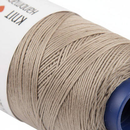 Close-up – Natural Linen Beige Silk Yarn Texture