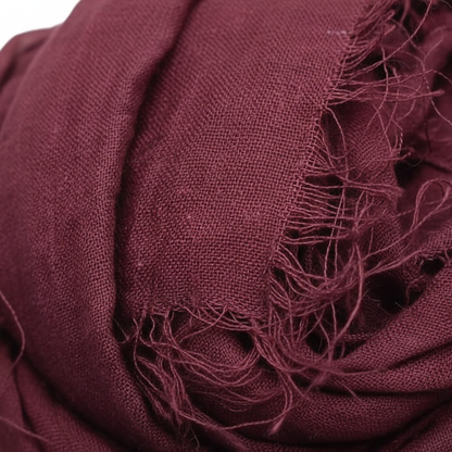 Close-up – Wine Sari Silk Scarf Texture