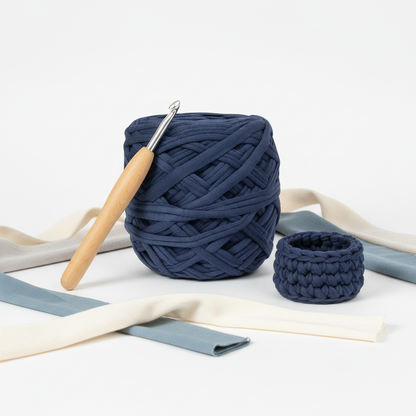 Lifestyle – Navy Blue