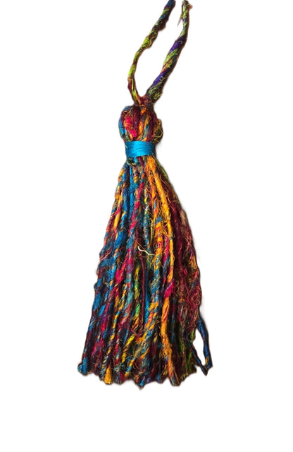 Knitsilk Recycled Unique Sari Silk Yarn - Multicolor | 85 Yards | 100g | 1 Gum Ball